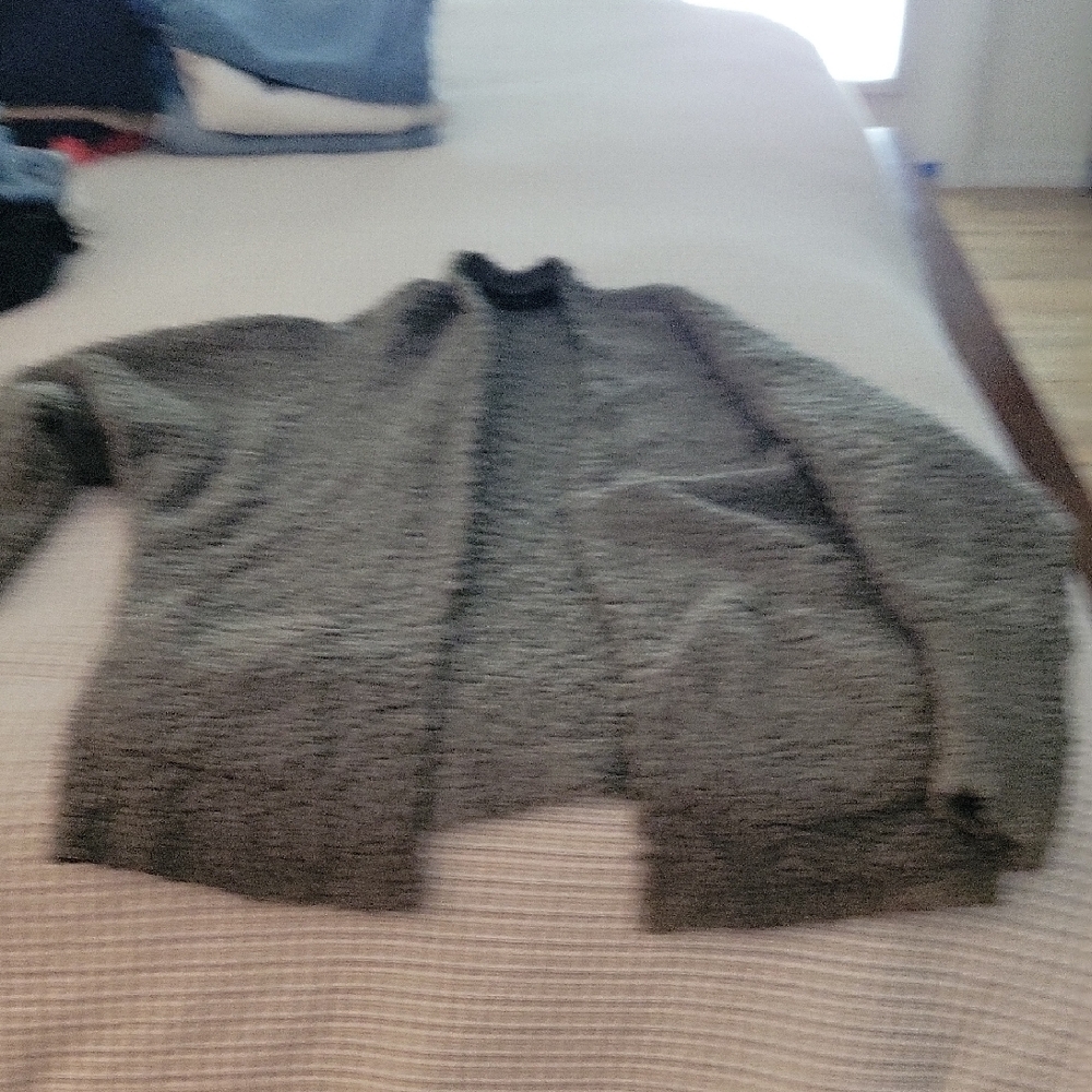 Womens green popcorn cardigan